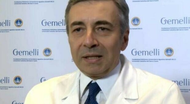 Luca Richeldi accusato di molestie su una paziente, lo pneumologo del Gemelli chiede il patteggiamento a 49mila euro