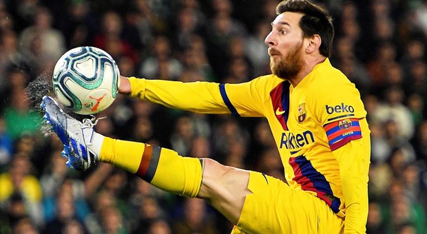 Messi giura fedeltà al Barcellona: «Il caso social? Mi sembra strano»
