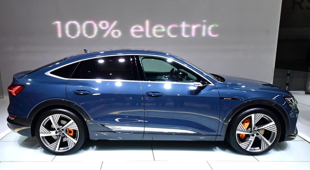 L'Audi e-tron Sportback al salone di Los Angeles