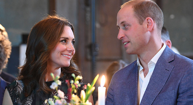 Kate Middleton, il biografo di Corte: «William non voleva sposarla, fu Carlo a insistere»