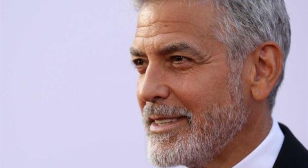 George Clooney choc alla festa a Roma: lo scenografo Glauco Trasselli trovato morto in bagno