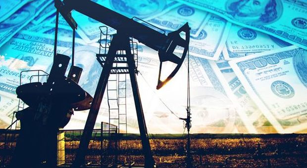 Petrolio in ribasso: EIA conferma forte aumento scorte greggio e distillati