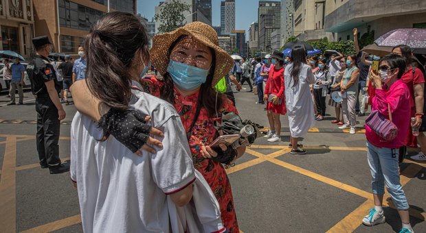 Pechino esulta, dopo un mese la capitale cinese è tornata a zero contagi