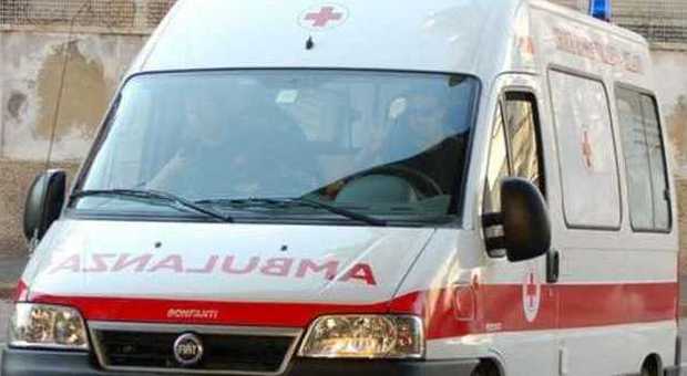 Auto rom in fuga a Campli travolge altra macchina: un morto, 5 feriti
