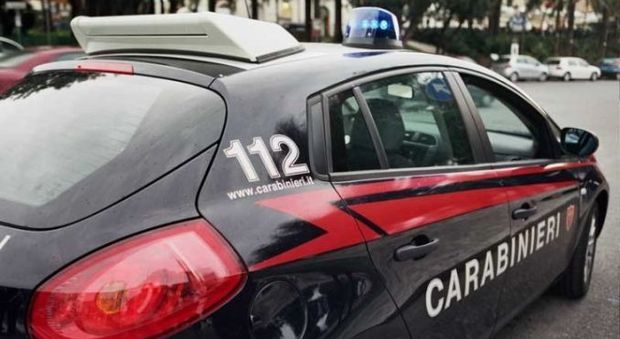 A 102 anni rischia di soffocare in casa, salvata dai carabinieri
