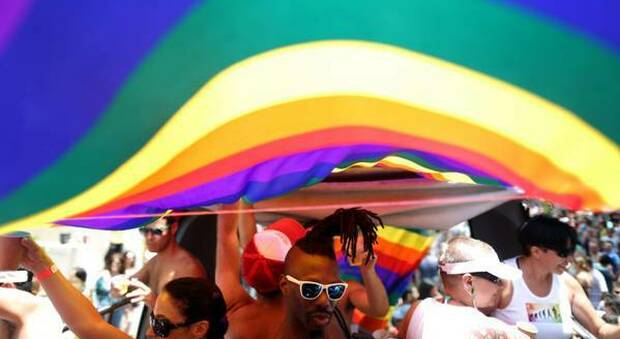 Turismo, quello gay in Italia vale 2,7 mld: il 10 agosto a Milano la Giornata Mondiale