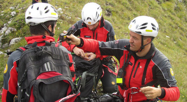 Escursionista padovano "incrodato" sopra Oliero: salvato grazie al Gps