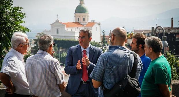 Il ministro Costa sul Vesuvio: parte da Napoli la campagna di informazione ambientale