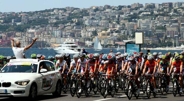 Giro d'Italia 2022, nella prefettura di Napoli riunione operativa del comitato viabilità