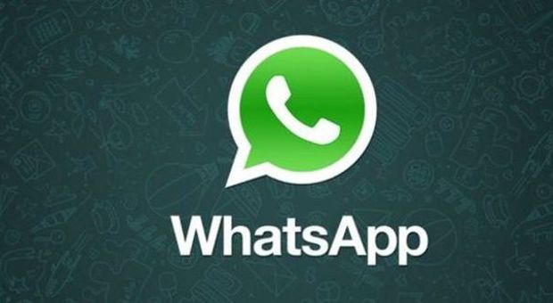 Whatsapp, scoperto un bug che elimina le vecchie conversazioni: Ecco cosa succede