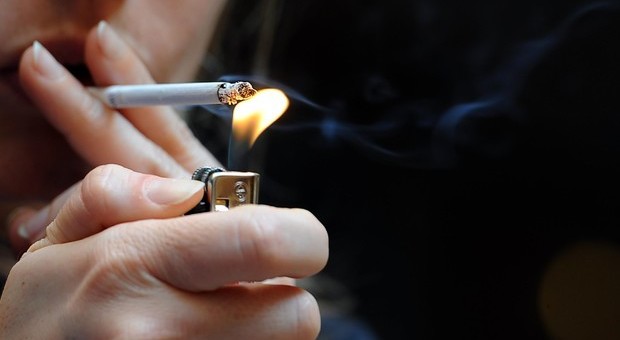 Fumo pericoloso anche per salute mentale: «Giovani depressi e meno vitali»