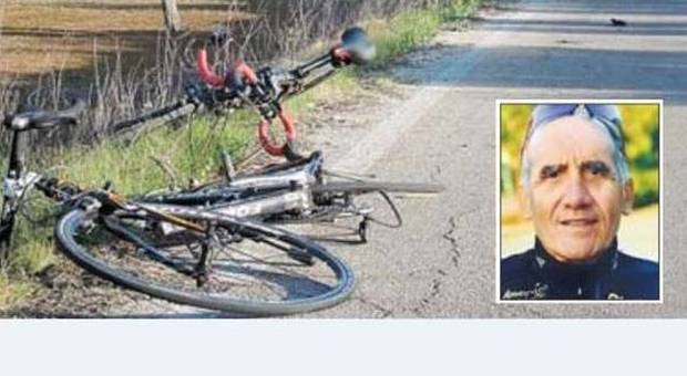 Investe e uccide un ciclista dopo un battibecco: arrestato