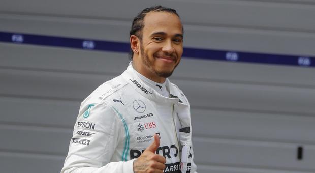 Formula 1, Wolff blinda Hamilton: «Mercedes e Lewis fatti l'una per l'altro»