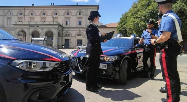 Carabinieri in azione (FOTO D'ARCHIVIO)