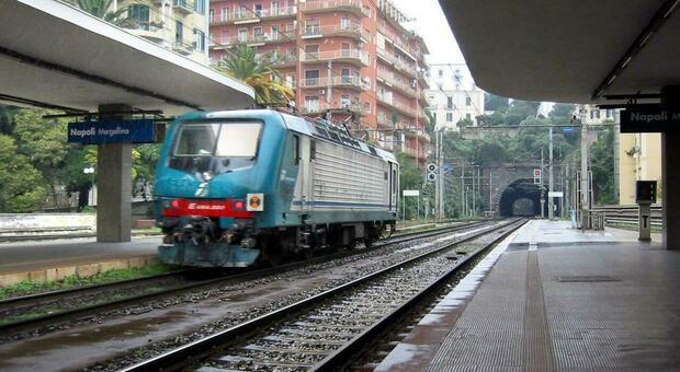 Sciopero a Napoli, stop di Trenitalia: cancellate le corse della Linea 2