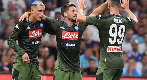 Napoli, Mertens punta in alto: 12 gol al record azzurro di Hamsik
