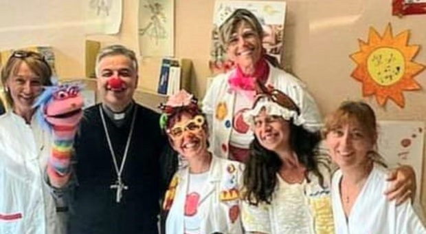Il vescovo monsignor Palmieri ha visitato i piccoli pazienti di pediatria