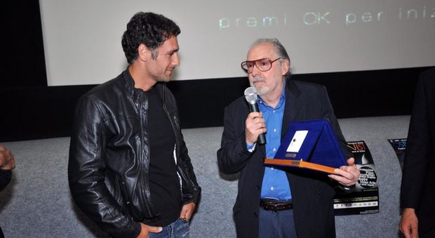 È morto Umberto Lenzi, regista di "Roma a mano armata" e inventore di Er Monnezza