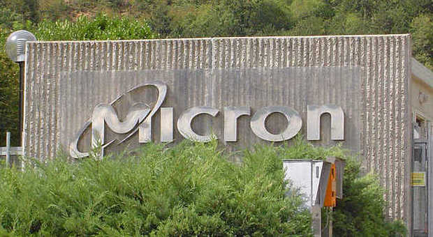 Ingegneri Micron in esubero si mettono in vendita su Ebay
