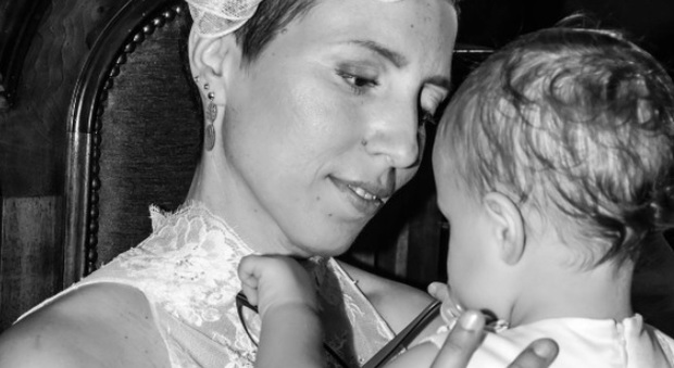 Elisa Girotto, lo sfregio: un hacker ruba i ricordi della mamma dei 18 regali