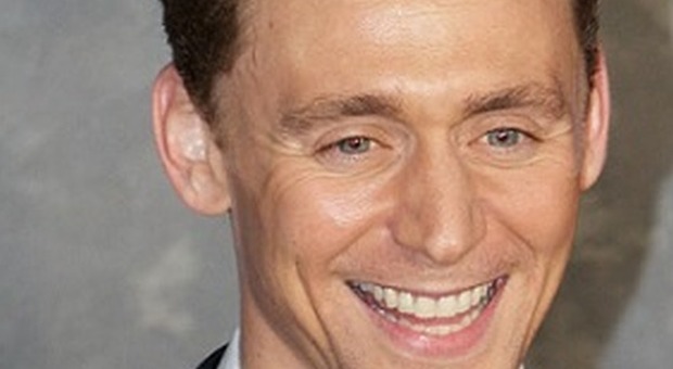 L'attore Tom Hiddleston (da wikipedia.org)
