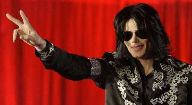 Troppo dolore, un euro di risarcimento per i fan di Michael Jackson