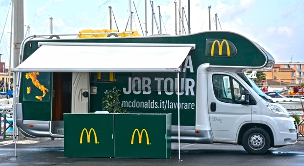 McDonald's apre a Castel Romano e assume 30 persone, candidature entro il 23 settembre