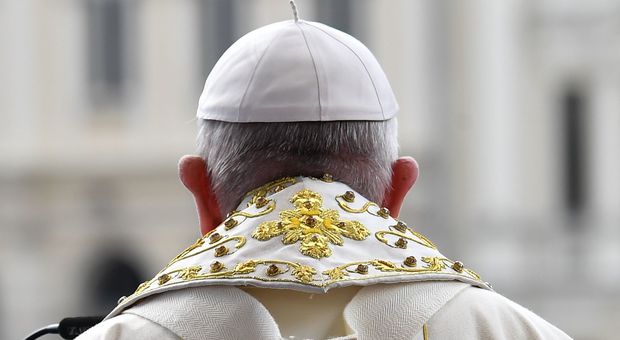 Papa Francesco: «Per salvarsi l'Europa ritrovi le sue radici»