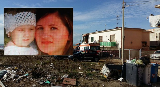 Orrore in provincia di Napoli: uccide moglie e figlia di 4 anni a colpi d'ascia, poi si suicida tagliandosi la gola. «Ho fatto un guaio»