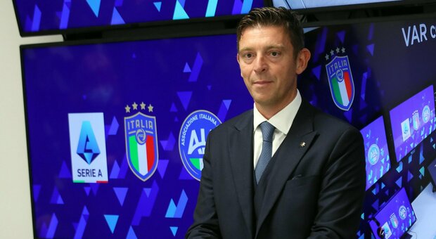 Var, la svolta in Italia: da dove arriva e cosa cambia, da due anni ci sono i test Fifa
