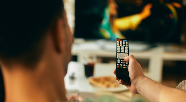 Rapporto Censis, la regina resta la tv: boom di Instagram ma crollano i  libri