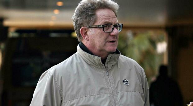 Antonello Fassari, la depressione dopo il divorzio e l'angina al petto: «Stavo male, l'ansia mi divorava dall'interno» Antonello Fassari, la depressione dopo il divorzio e l'angina al petto: «Stavo male, l'ansia mi divorava dall'interno»