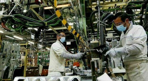 Le Camere di commercio dopo l'intervista di Urso: «Dazi, positivo il dialogo ma guardiamo anche ad altri mercati»