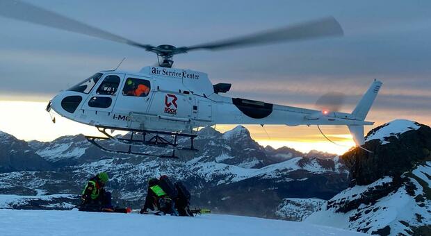 Soccorso alpino, 3 milioni di euro dalla Regione per il triennio 2025-2027. Zaia: «Svolti 1.081 interventi in un anno, cifra mostruosa»
