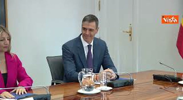 https://statics.cedscdn.it/photos/MED/2025/04/29/8806549_poster.jpg