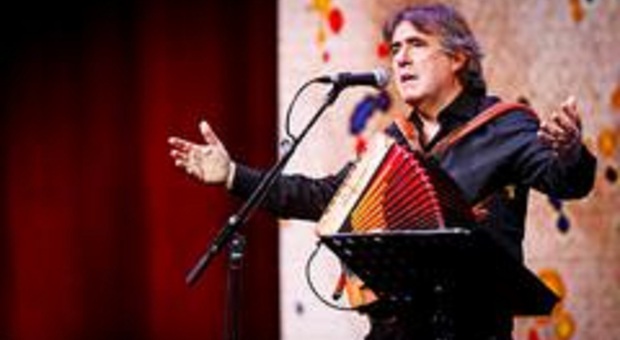 Ambrogio Sparagna, 67 anni
