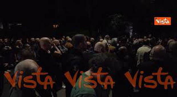 https://statics.cedscdn.it/photos/MED/2025/04/30/8807050_poster.jpg