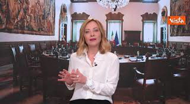 https://statics.cedscdn.it/photos/MED/2025/04/30/8808587_poster.jpg