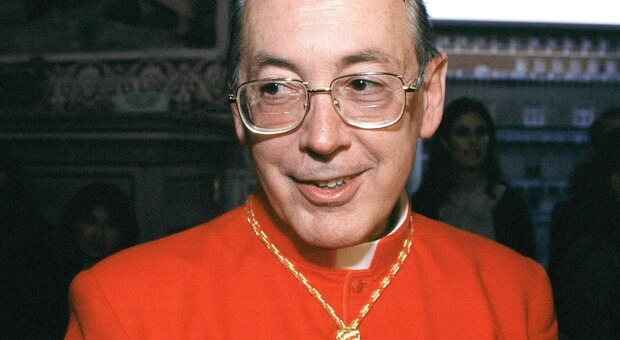 https://statics.cedscdn.it/photos/MED/2025/04/30/8808591_30152749_cardinali_cipriani.jpg