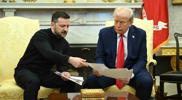 https://statics.cedscdn.it/photos/MED/2025/05/01/8810699_01235423_trump_zelensky.jpg