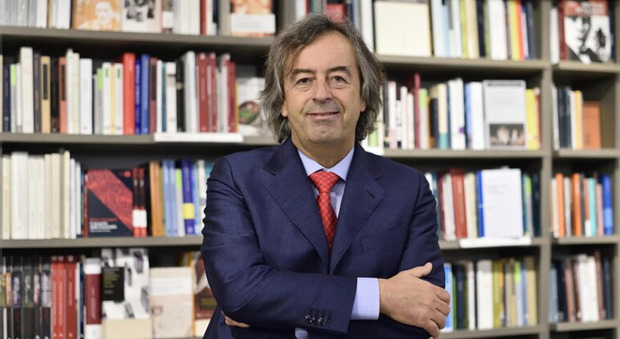 https://statics.cedscdn.it/photos/MED/2025/05/02/8810741_02080739_burioni.jpg