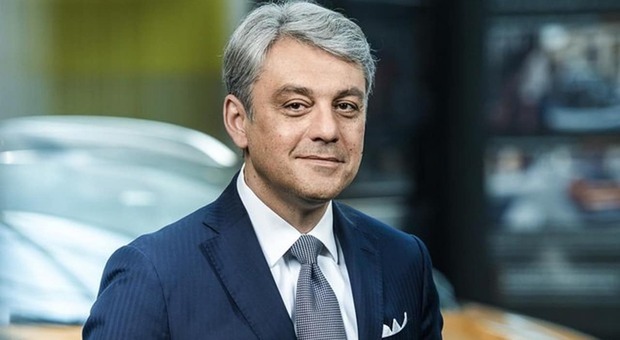 https://statics.cedscdn.it/photos/MED/2025/05/02/8810863_02104009_luca_de_meo.jpg