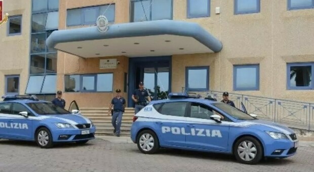 https://statics.cedscdn.it/photos/MED/2025/05/02/8811101_02152623_lamezia.jpg