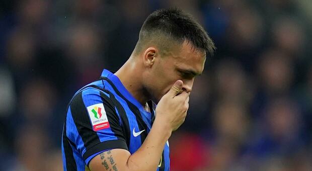 https://statics.cedscdn.it/photos/MED/2025/05/02/8811276_02174942_lautaro_martinez_infortunio.jpg