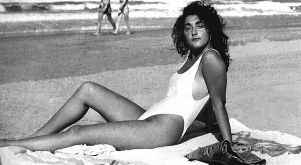 https://statics.cedscdn.it/photos/MED/2025/05/06/8818794_06144720_simonetta.jpg