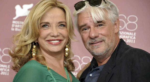 https://statics.cedscdn.it/photos/MED/2025/05/06/8818951_06165818_simona_izzo.jpg