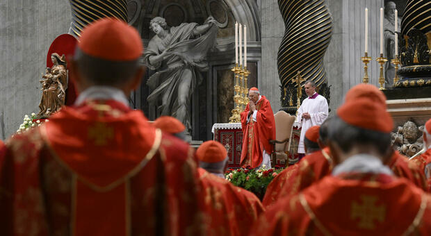 https://statics.cedscdn.it/photos/MED/2025/05/07/8821062_07145418_conclave_chi_paga_le_spese_stato_italia_patti_lateranensi_conti_in_rosso_vaticano_oggi_7_5_2025.jpg
