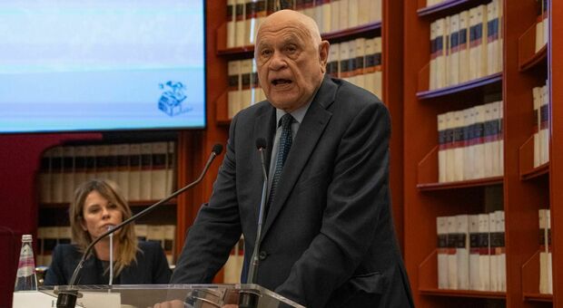 https://statics.cedscdn.it/photos/MED/2025/05/07/8821511_07194729_whatsapp_image_2025_05_07_at_19.43.41.jpg