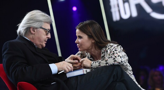 https://statics.cedscdn.it/photos/MED/2025/05/10/8827401_10091720_vittorio_sgarbi_sabrina_colle.jpg