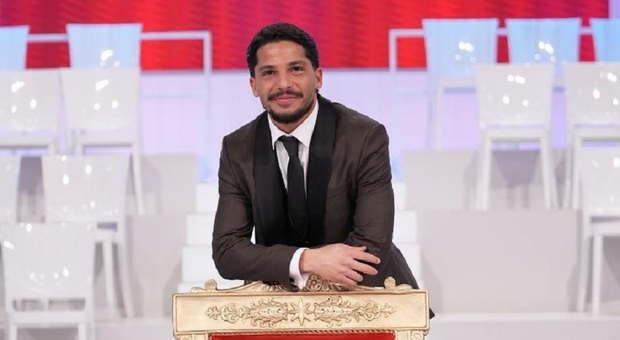 https://statics.cedscdn.it/photos/MED/2025/05/12/8830997_12102456_steri.jpg